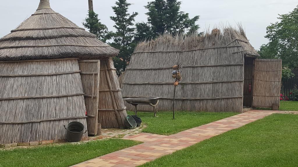 Sóvirág Vendégház Hortobágy Exterior foto