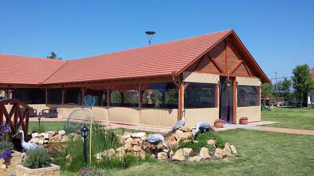 Sóvirág Vendégház Hortobágy Exterior foto