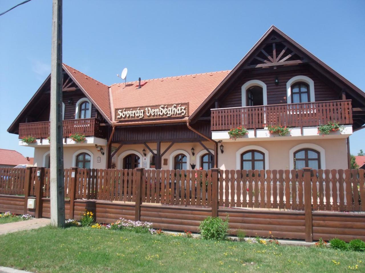 Sóvirág Vendégház Hortobágy Exterior foto