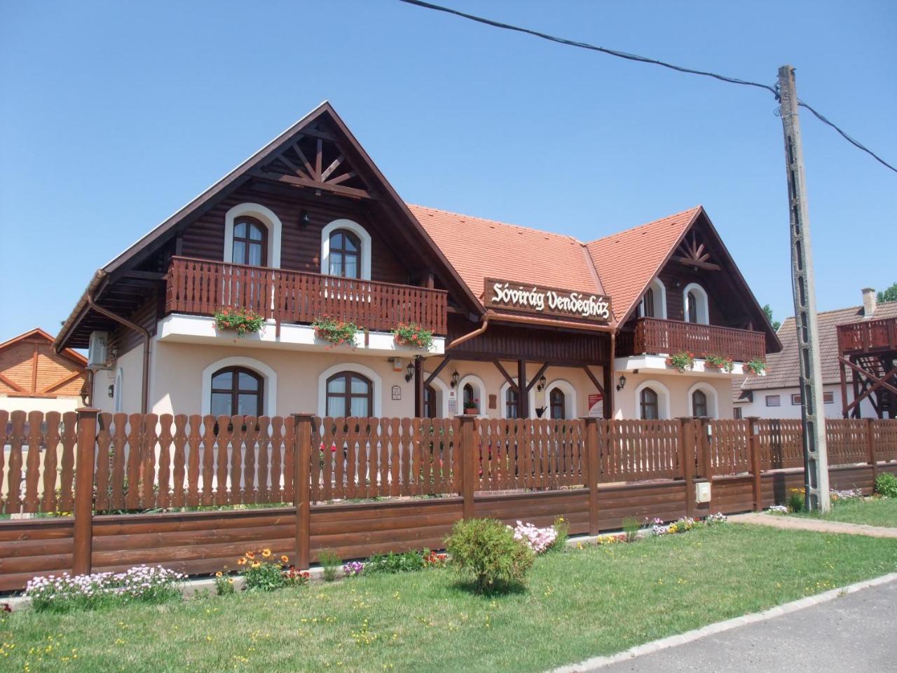 Sóvirág Vendégház Hortobágy Exterior foto